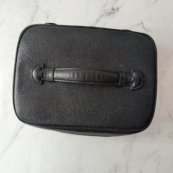 CHANEL Timeless Vanity Cosmetic Case Black Caviar Leather Gold Medium - Picture 6 of 13